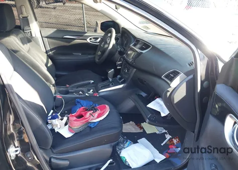 2018 Nissan Sentra S/Sl/Sr/Sv z USA, uszkodzony, nr VIN 3N1AB7AP9JL645399